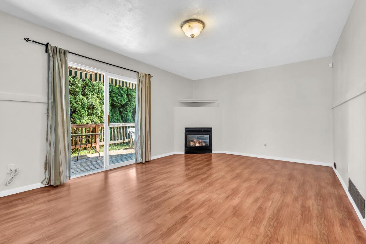 Photo 17 of 13363 65 A Avenue, Surrey BC