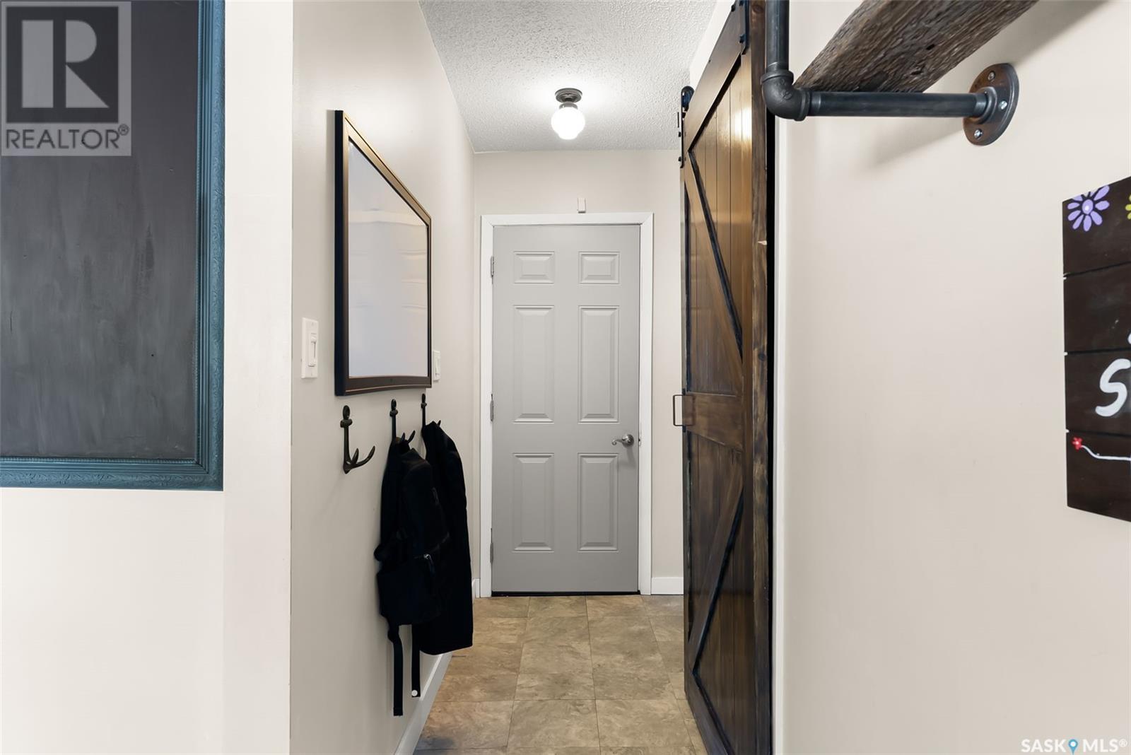 Single Family House Bi-level for Sale in  Habkirk DRIVE Regina 