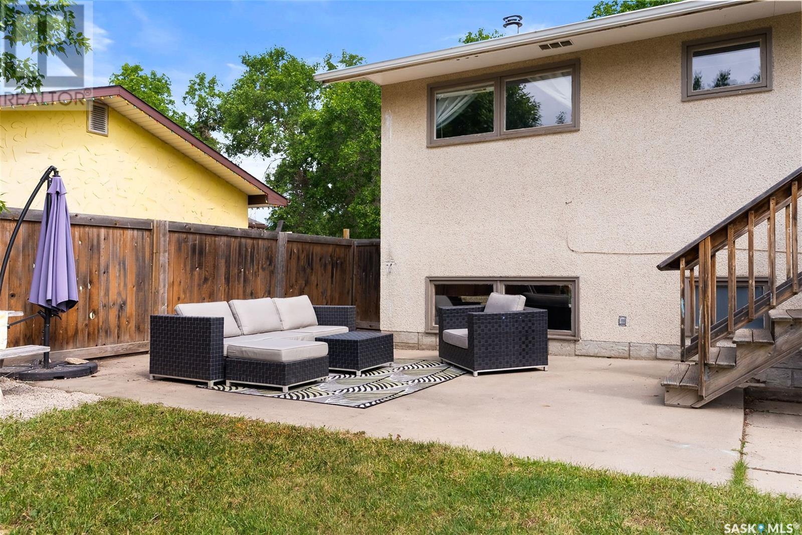 Single Family House Bi-level for Sale in  Habkirk DRIVE Regina 