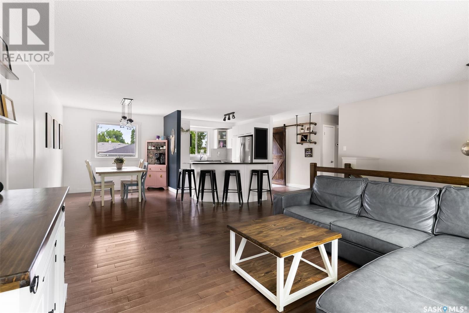 Single Family House Bi-level for Sale in  Habkirk DRIVE Regina 