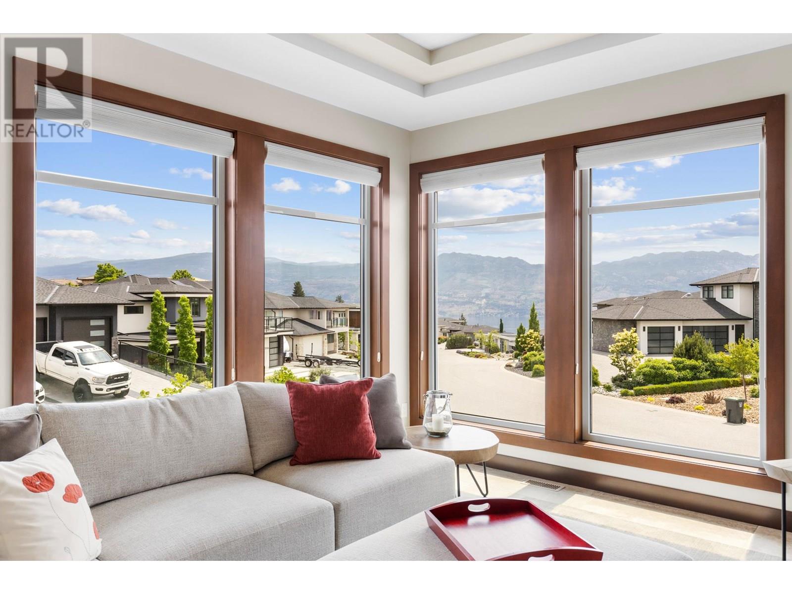 3318 Vineyard View Drive, West Kelowna