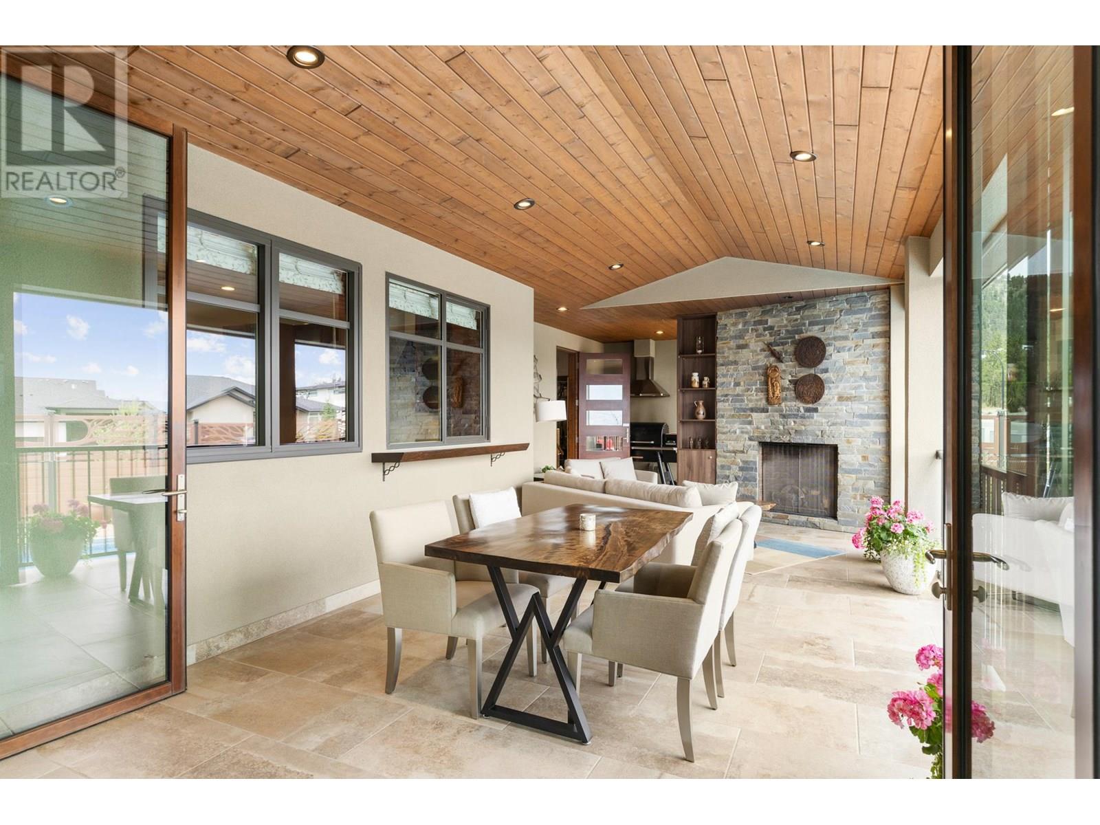 3318 Vineyard View Drive, West Kelowna