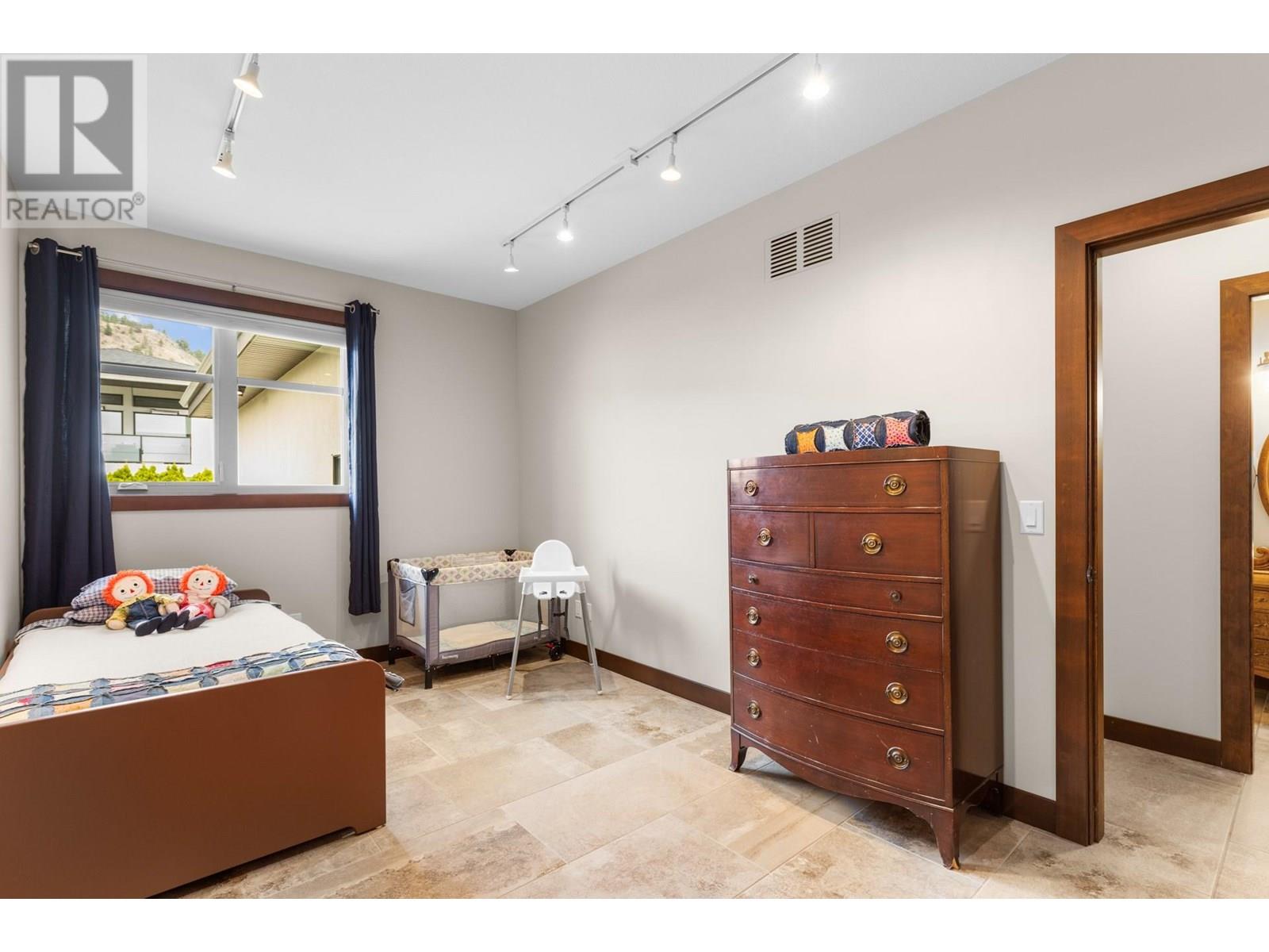 3318 Vineyard View Drive, West Kelowna
