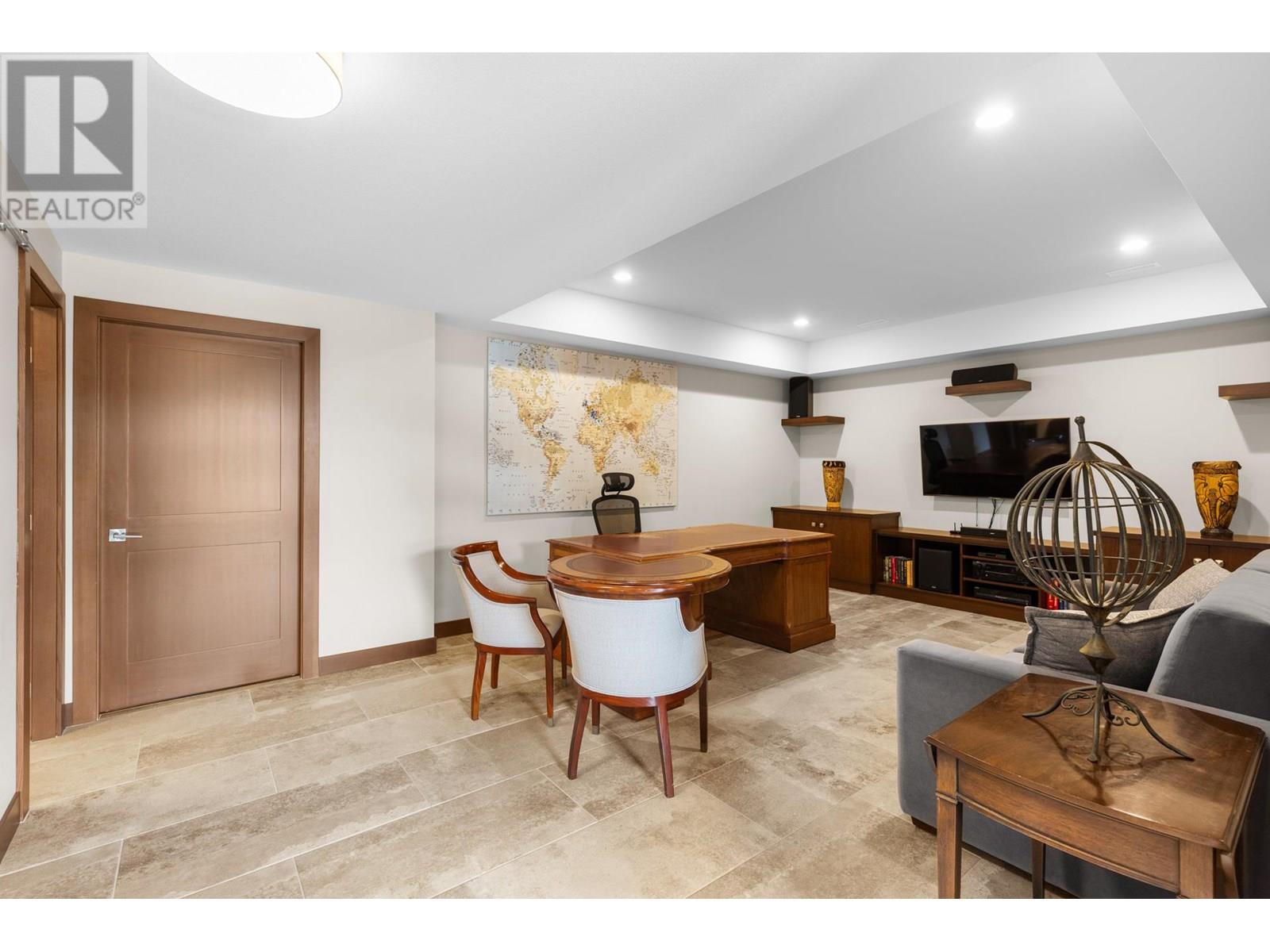 3318 Vineyard View Drive, West Kelowna