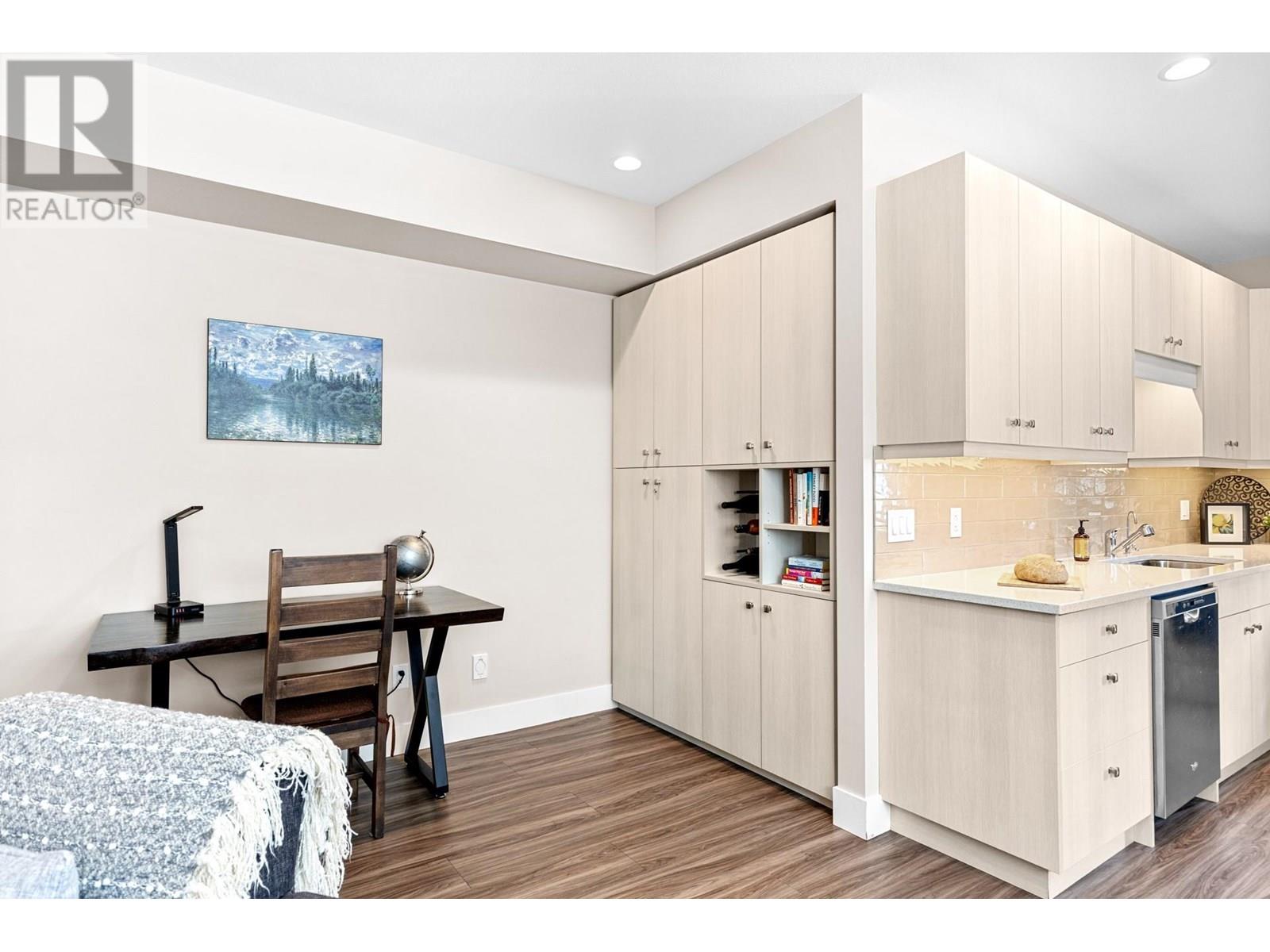 3318 Vineyard View Drive, West Kelowna