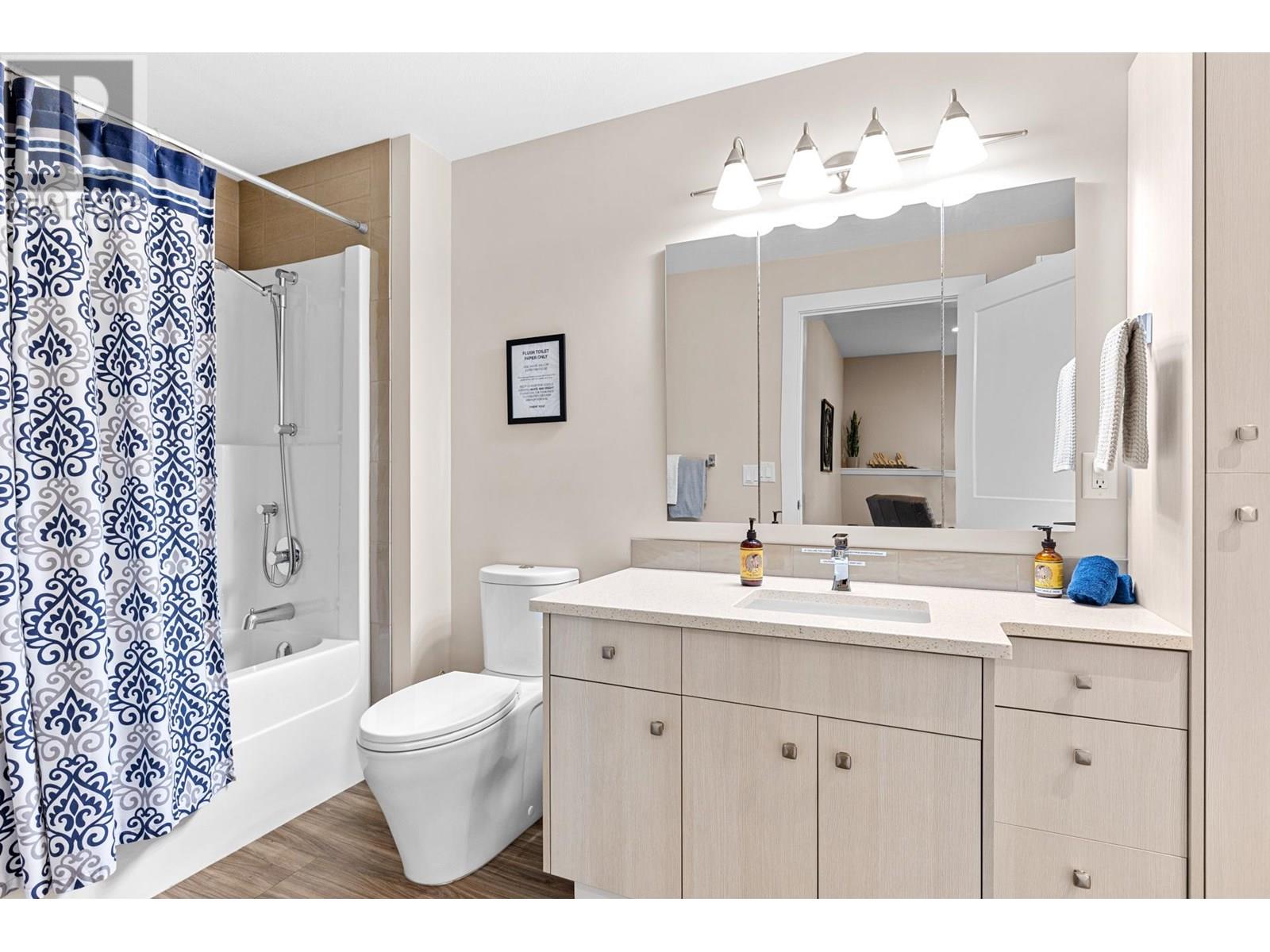 3318 Vineyard View Drive, West Kelowna