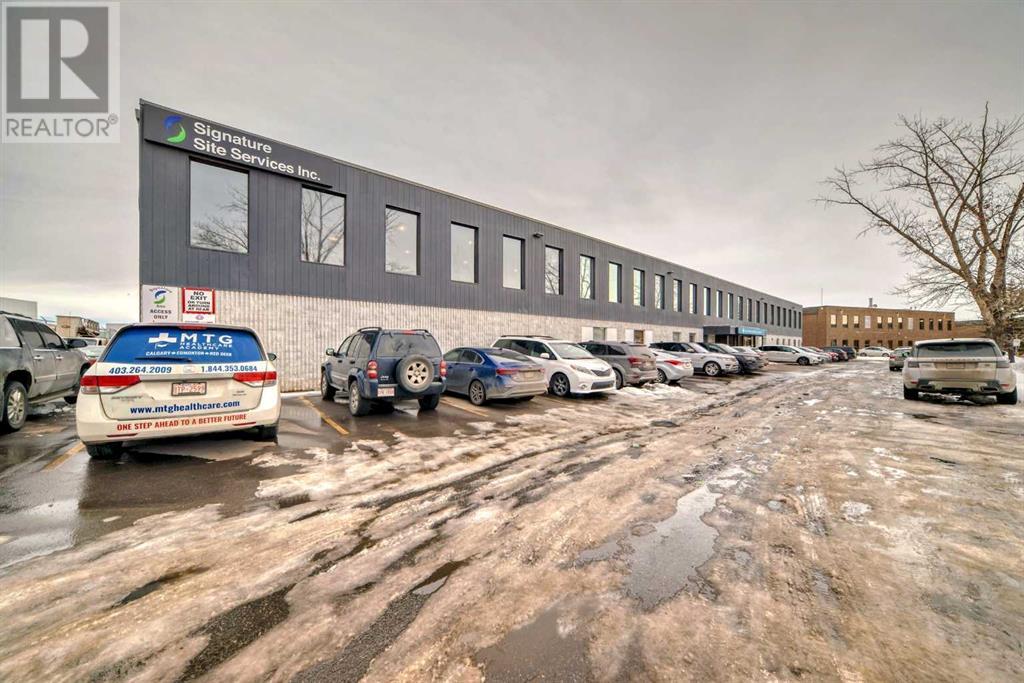 202, 1324 36 Avenue NE, Calgary, Alberta