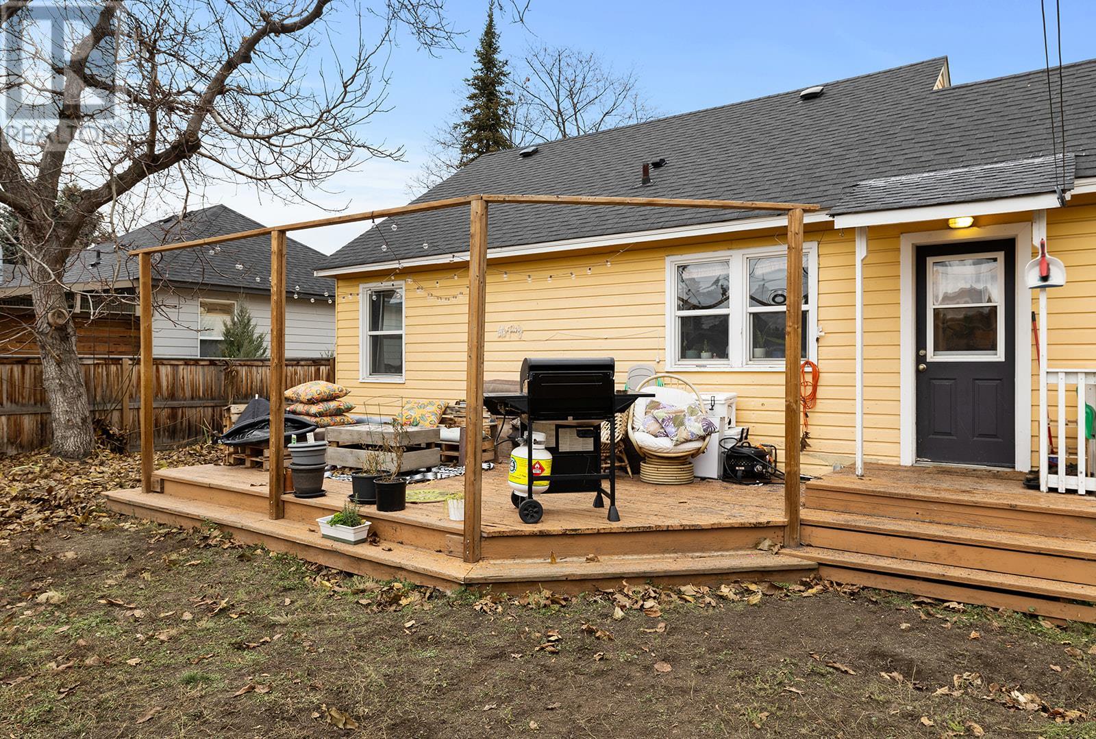  541 Okanagan Boulevard, Kelowna
