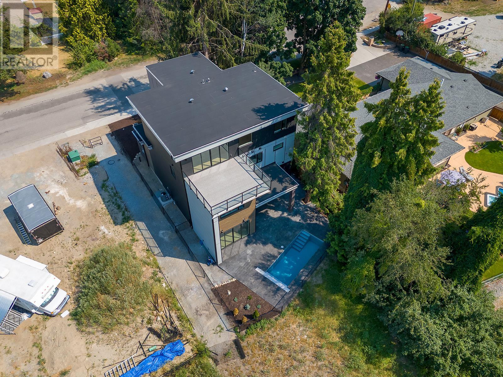 Photo 8 of 4630 Mcclure Road, Kelowna BC