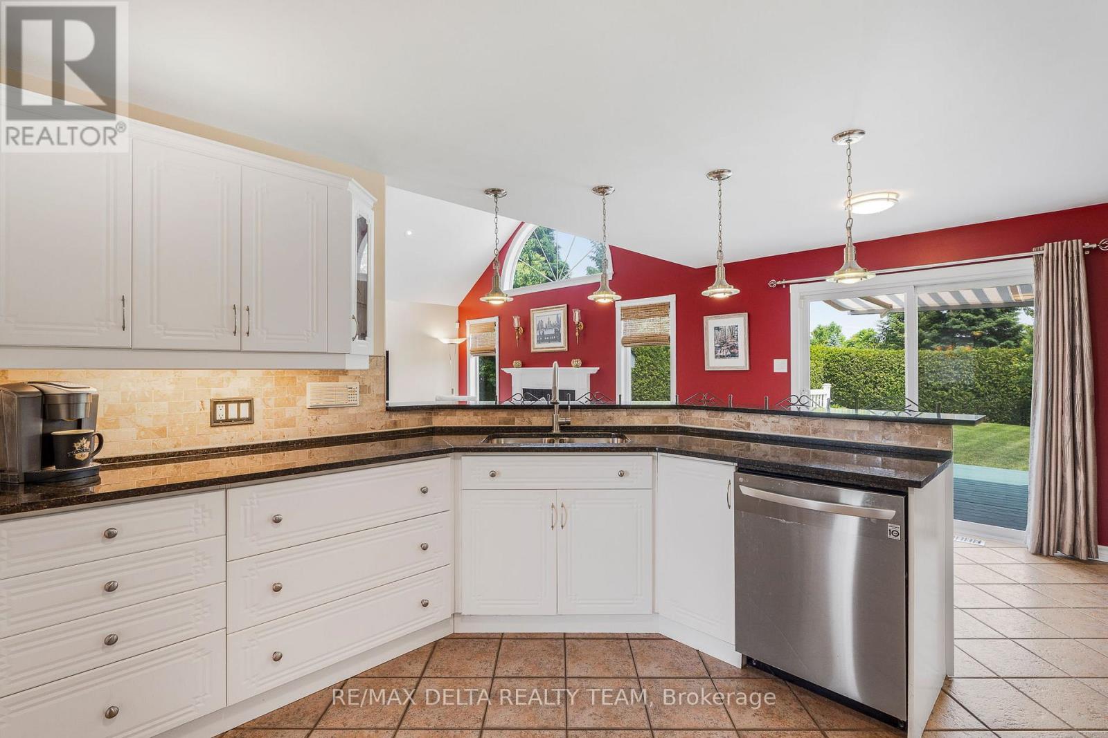 Photo 37 of 1147 Fieldown Street, Ottawa ON