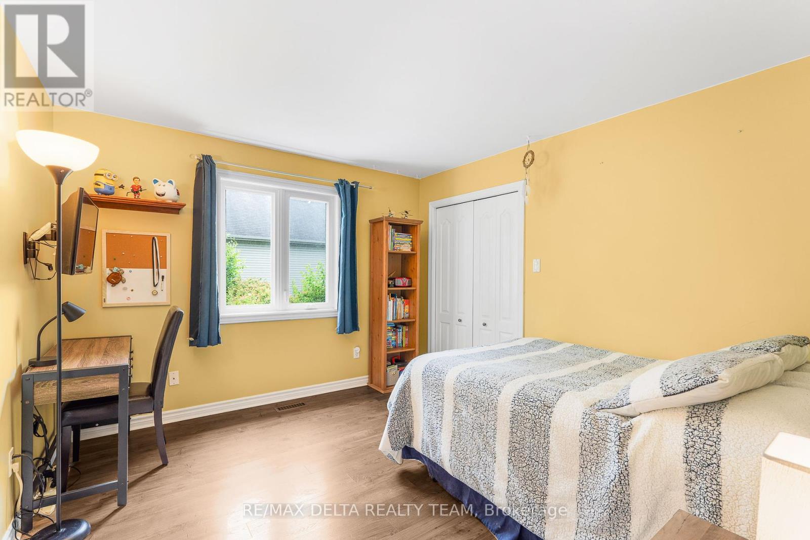 Photo 10 of 1147 Fieldown Street, Ottawa ON