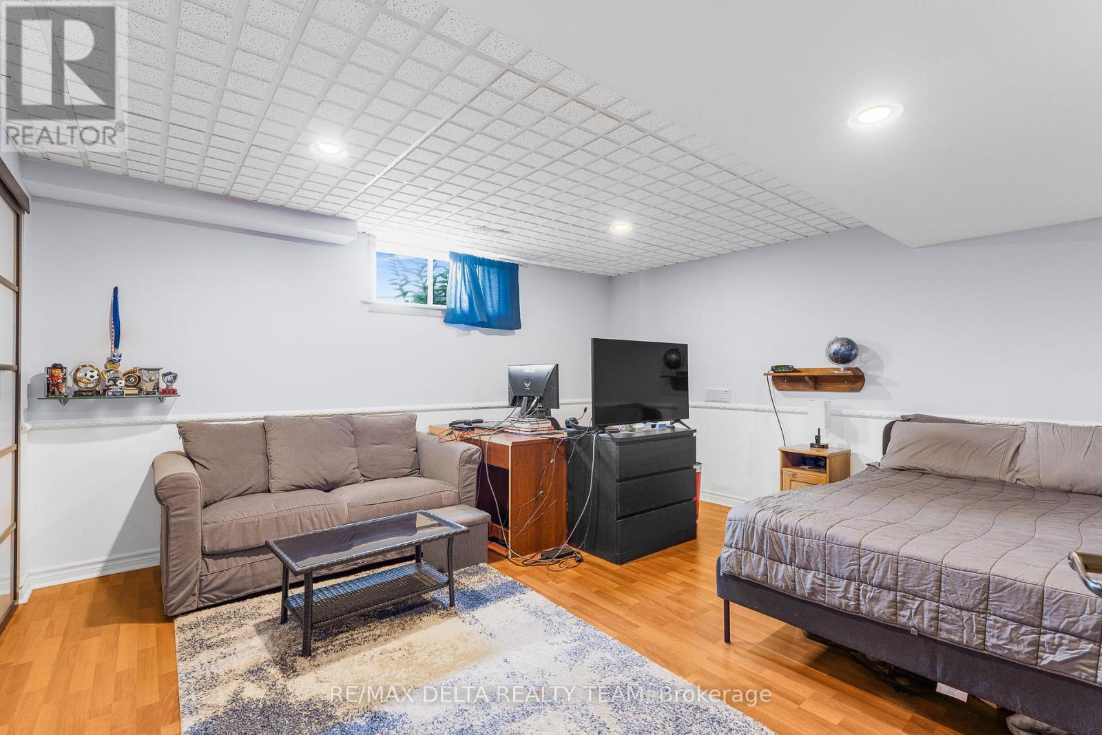 Photo 32 of 1147 Fieldown Street, Ottawa ON