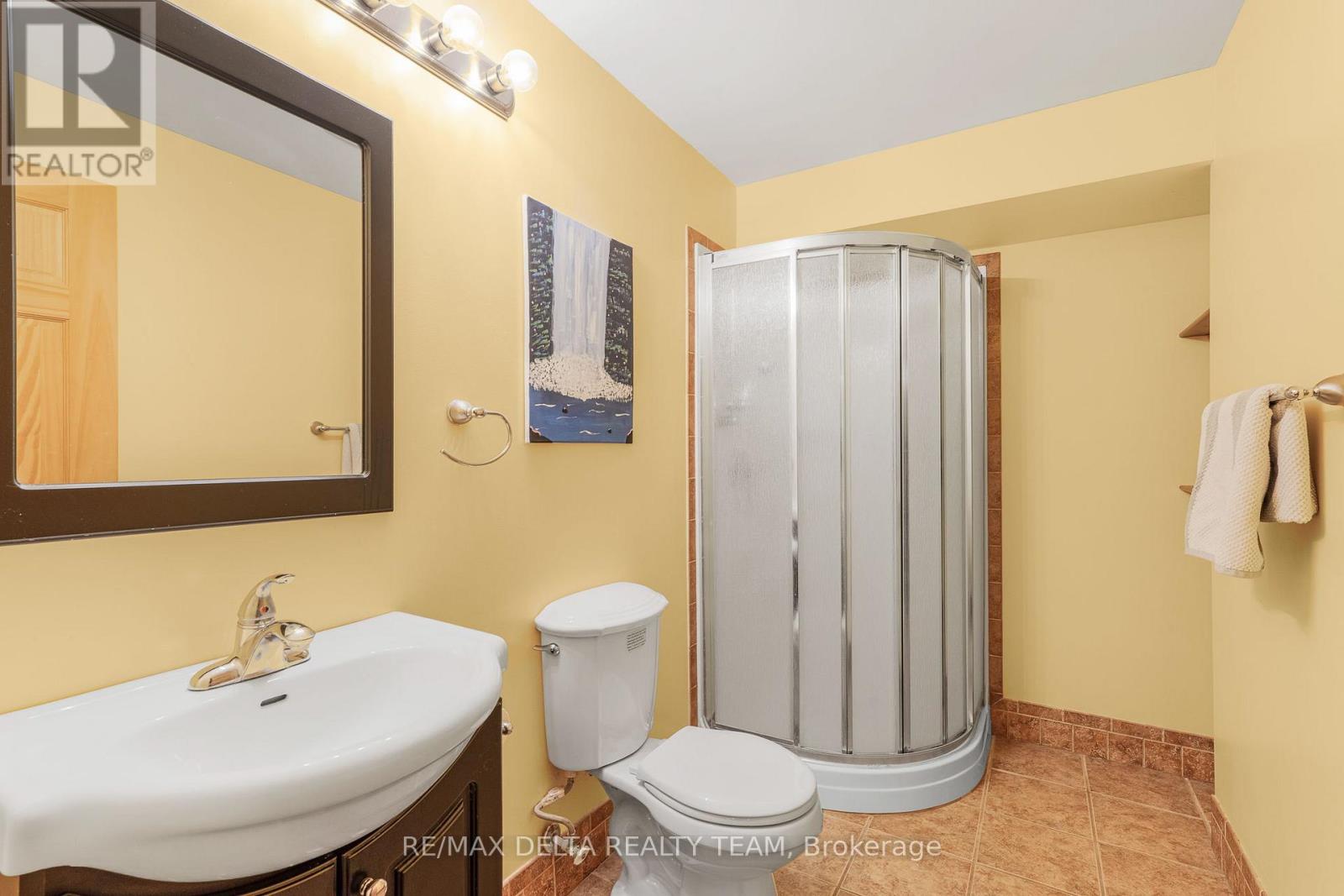 Photo 5 of 1147 Fieldown Street, Ottawa ON