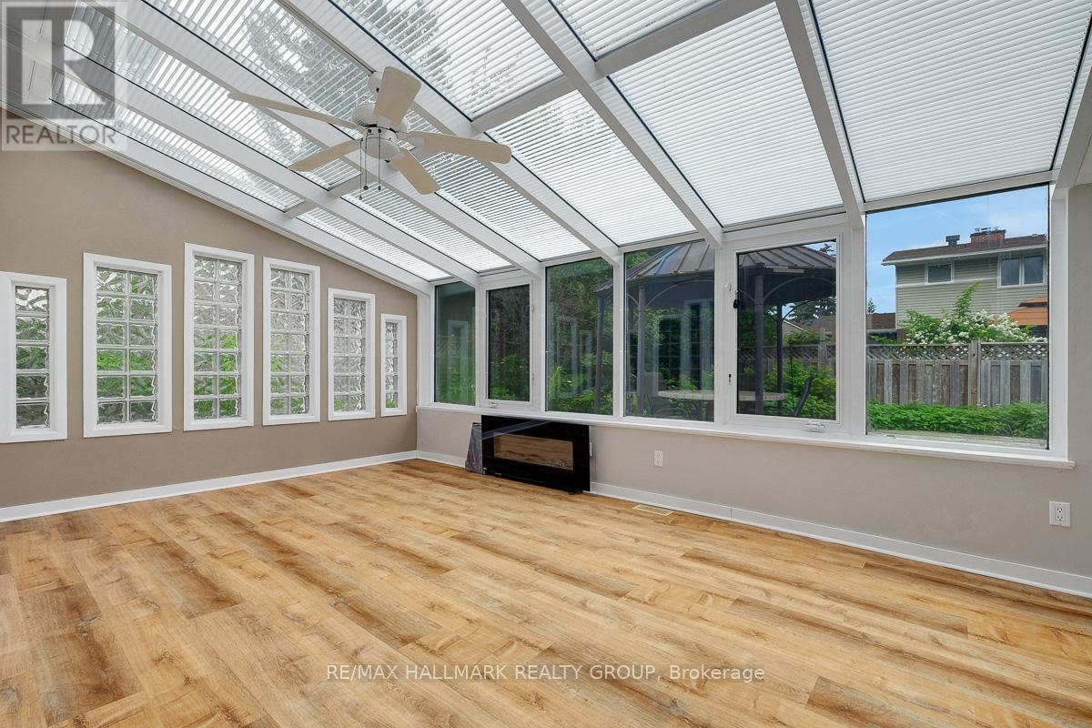 Photo 25 of 2149 Hubbard Crescent, Ottawa ON