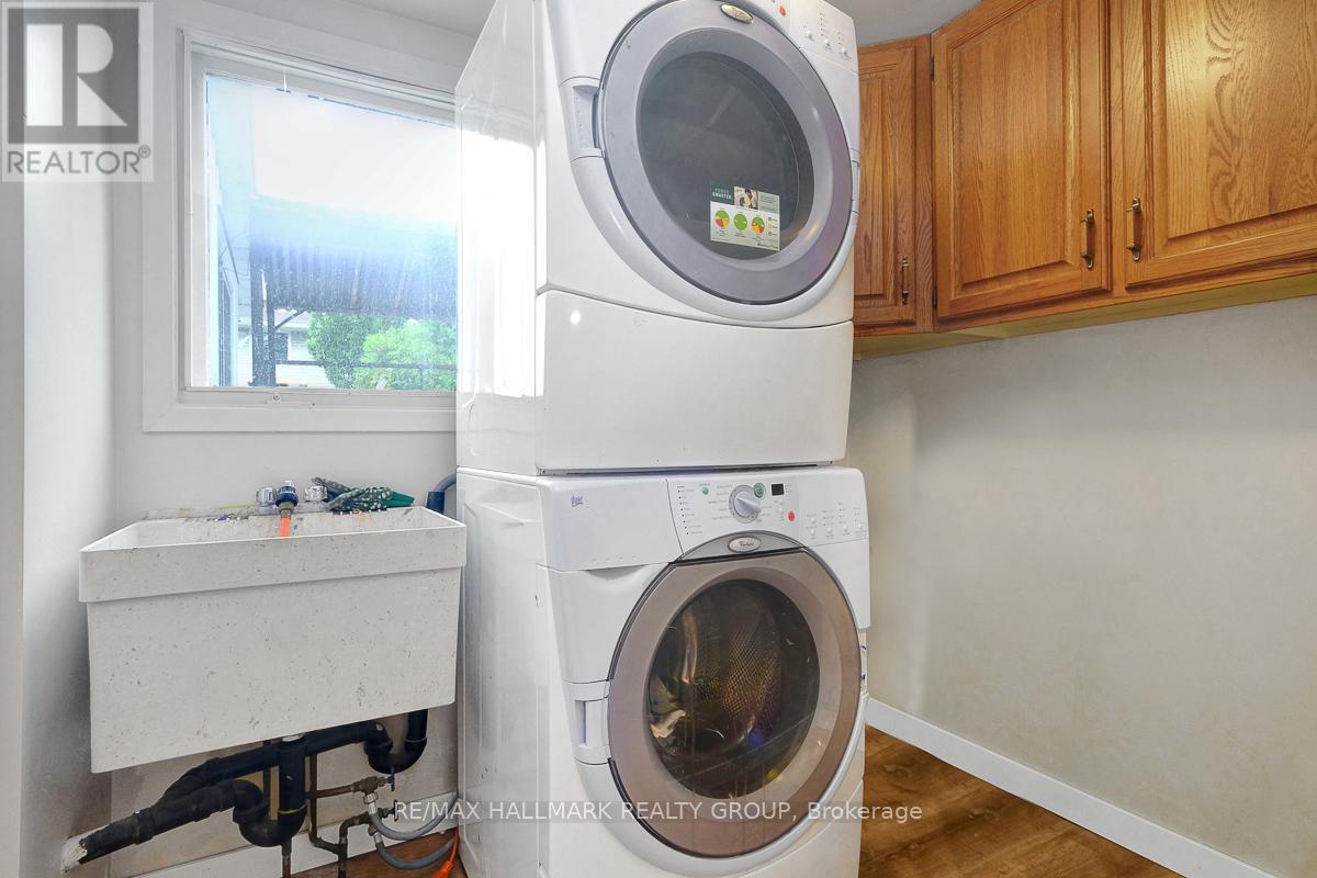 Photo 30 of 2149 Hubbard Crescent, Ottawa ON