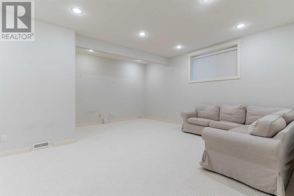 Single Family House for Sale in  Elgin Terrace SE McKenzie Towne Calgary 