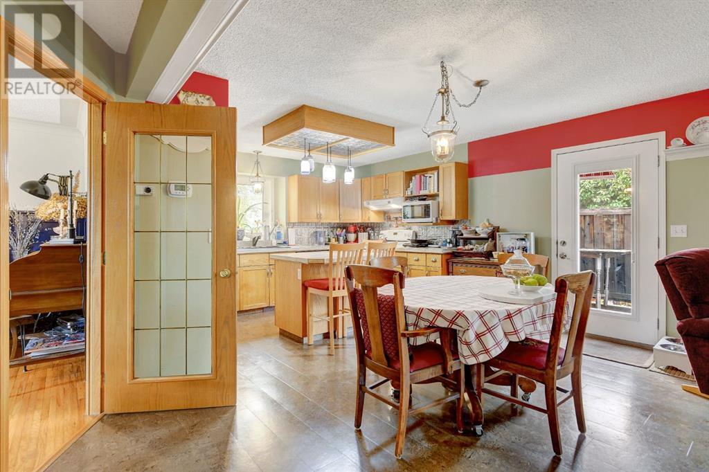 Photo 11 of 8002 103 Street, Grande Prairie AB
