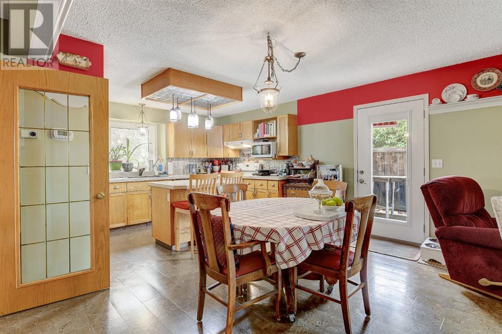 Photo 7 of 8002 103 Street, Grande Prairie AB