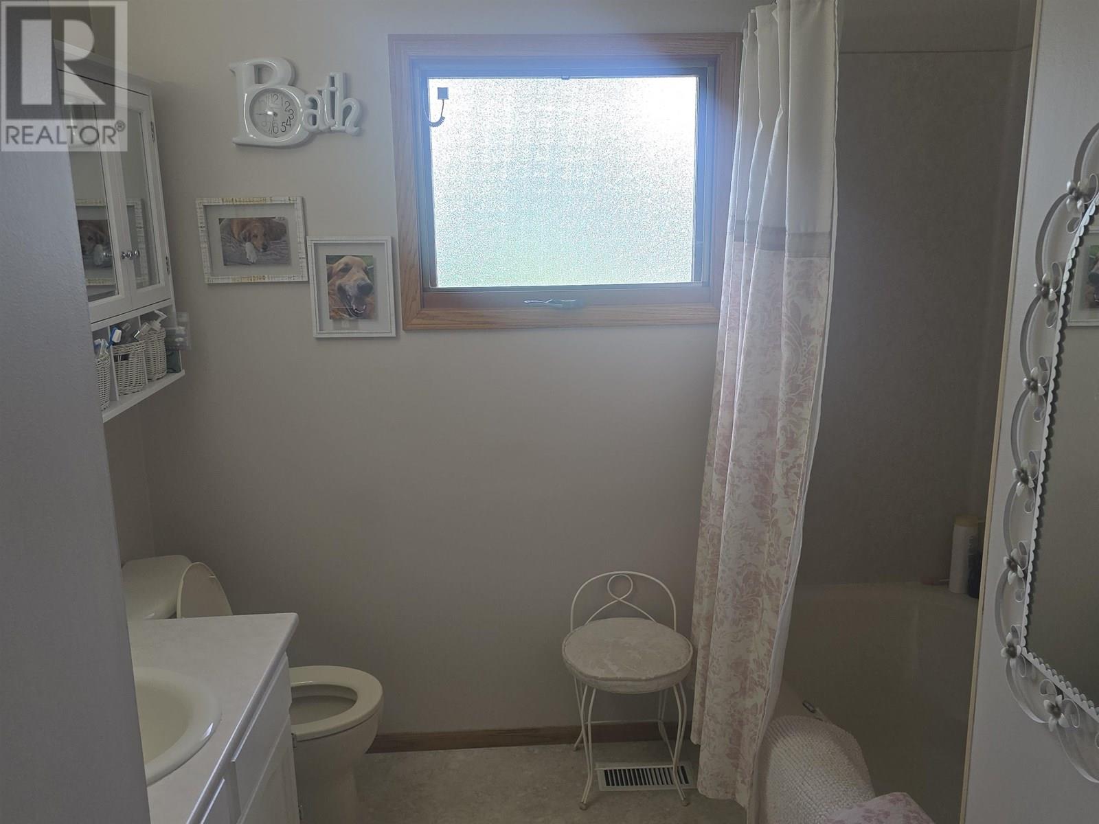 Photo 3 of 4210 Michael Road, Prince George BC