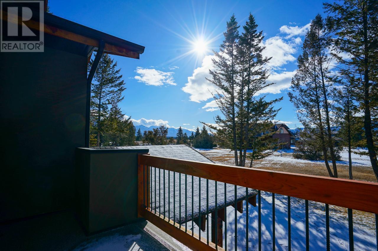 640 UPPER LAKEVIEW Road Unit# 29, Invermere
