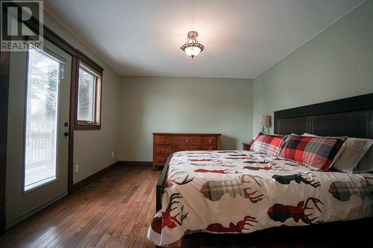 640 UPPER LAKEVIEW Road Unit# 29, Invermere