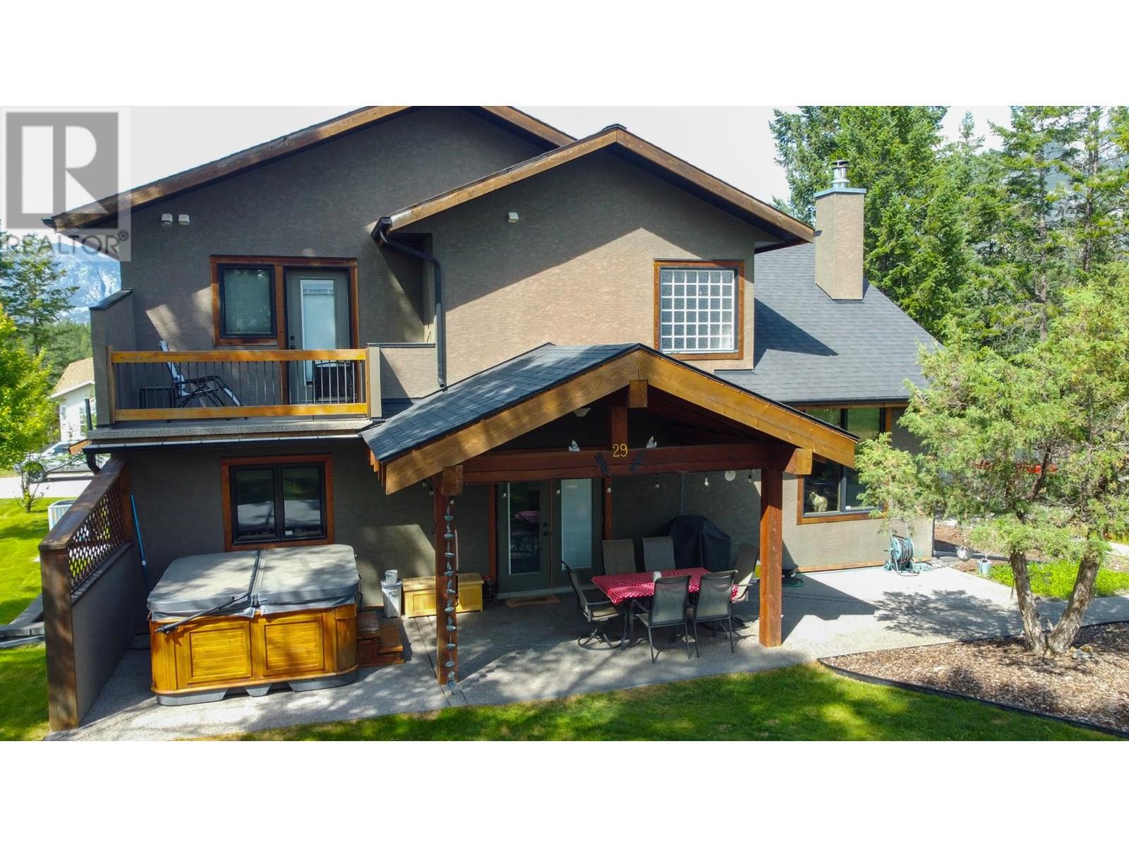 640 UPPER LAKEVIEW Road Unit# 29, Invermere