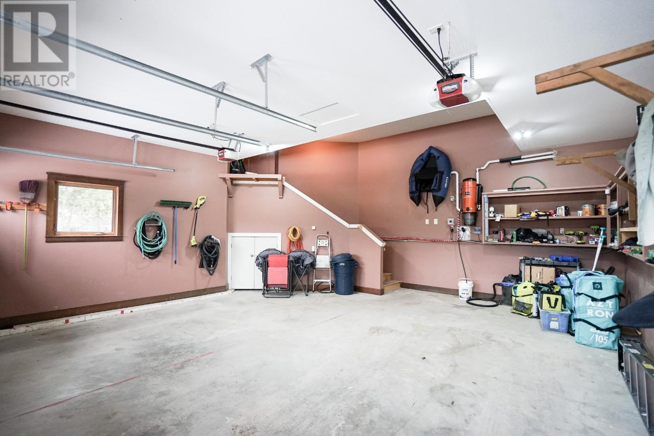 640 UPPER LAKEVIEW Road Unit# 29, Invermere