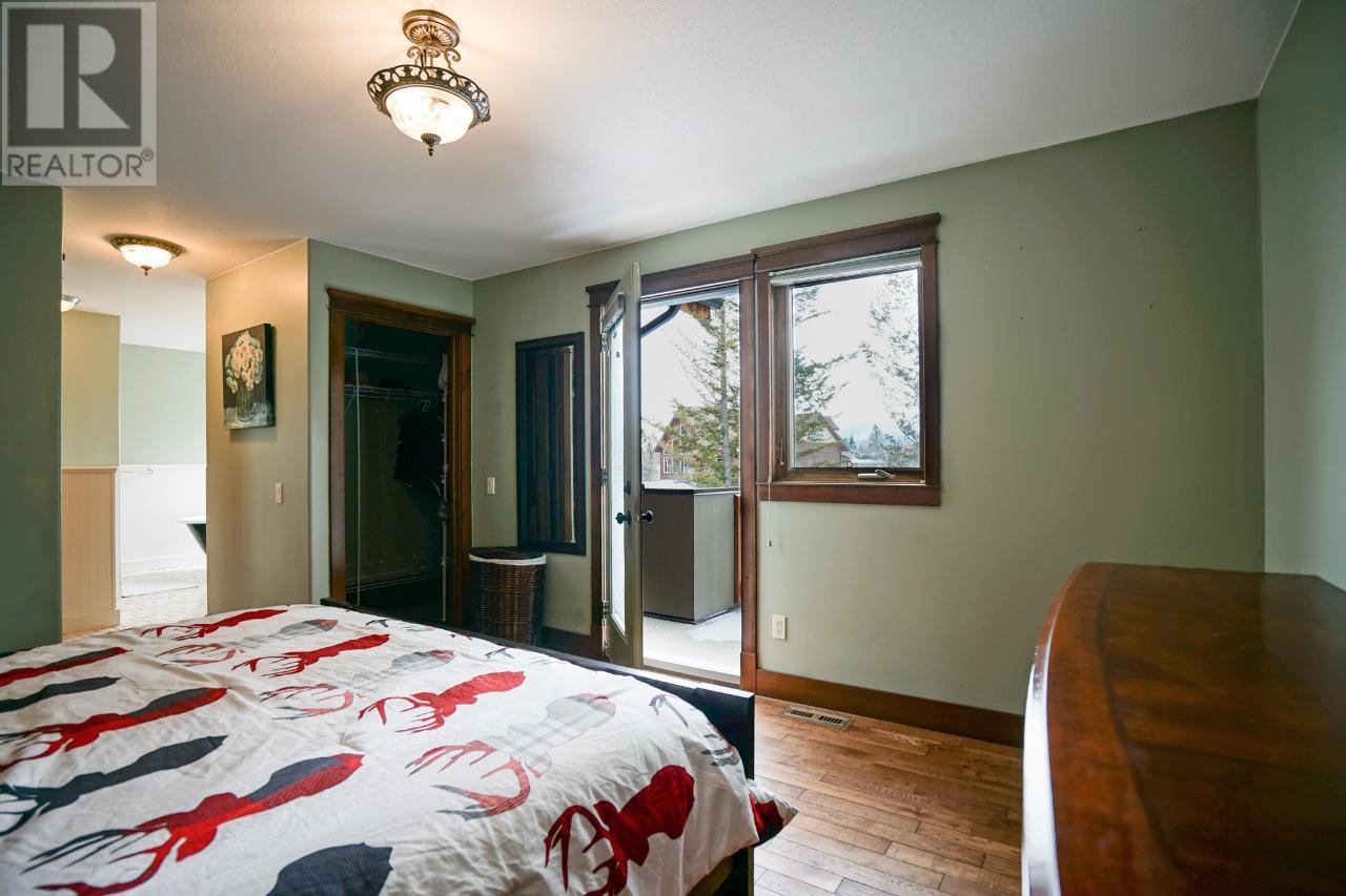 640 UPPER LAKEVIEW Road Unit# 29, Invermere