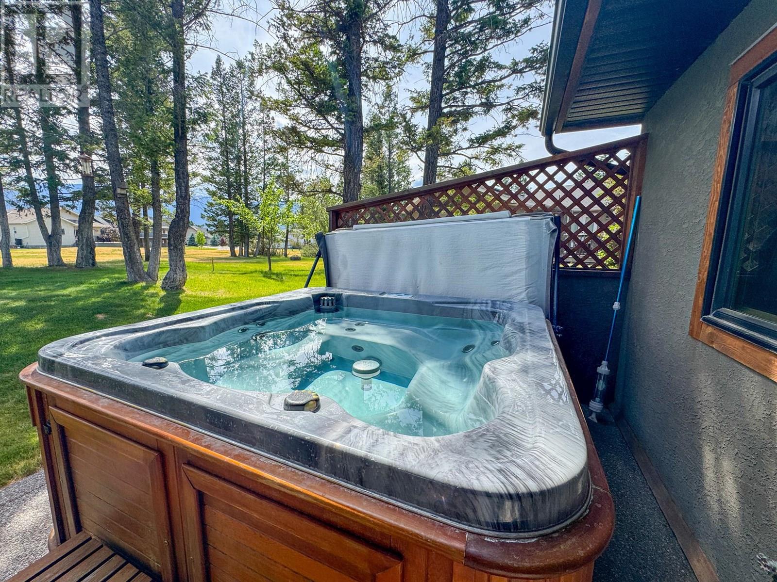 640 UPPER LAKEVIEW Road Unit# 29, Invermere
