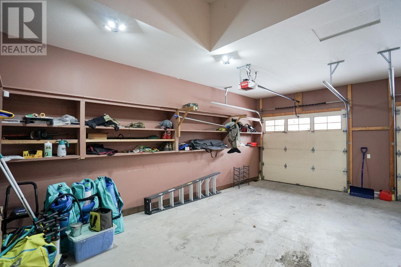 640 UPPER LAKEVIEW Road Unit# 29, Invermere