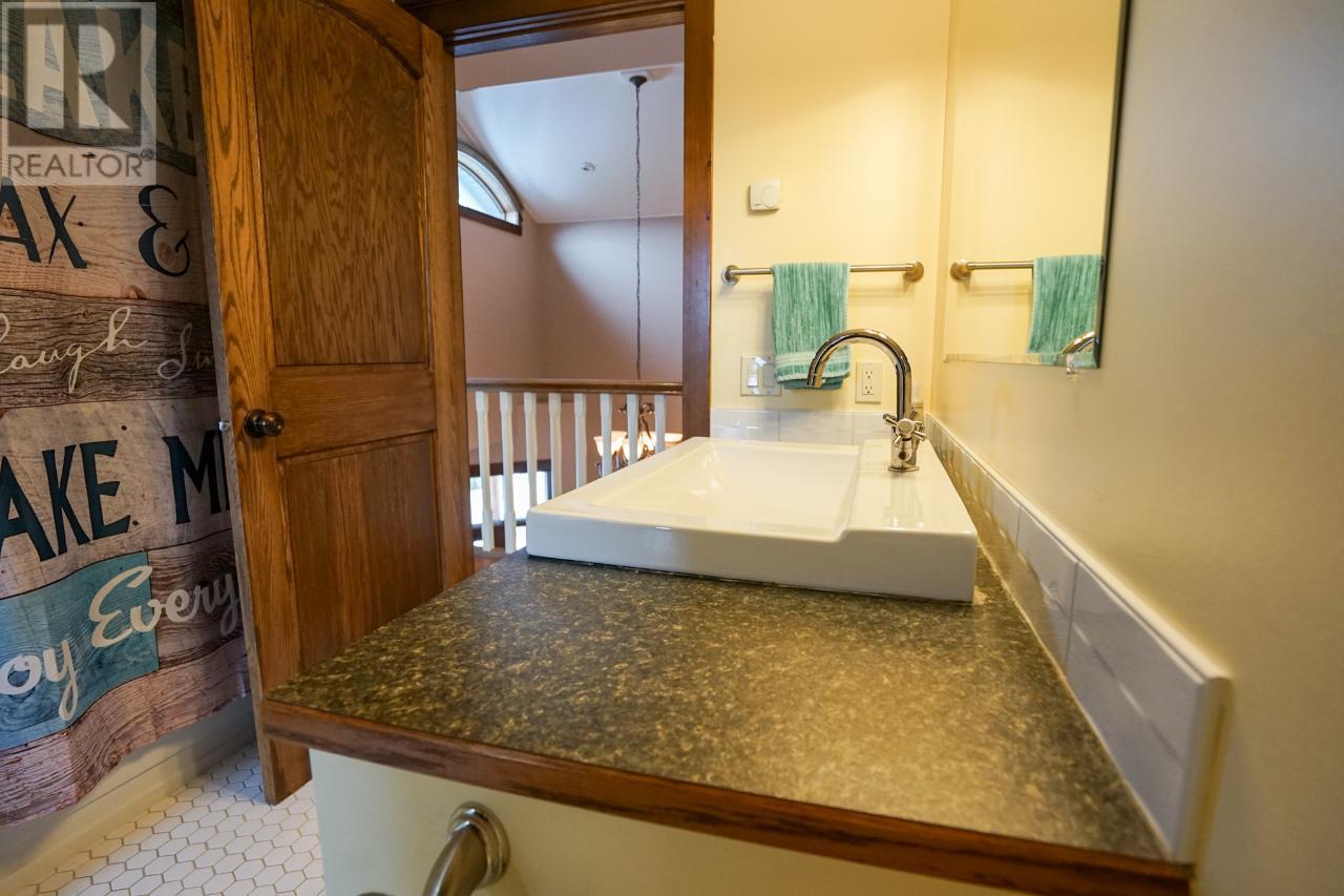 640 UPPER LAKEVIEW Road Unit# 29, Invermere