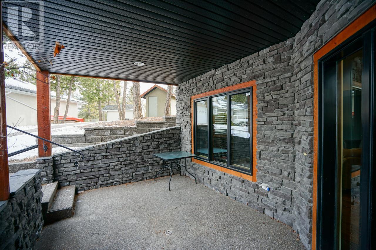 640 UPPER LAKEVIEW Road Unit# 29, Invermere