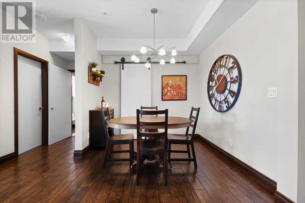 Single Family House Multi-level for Sale in    Street NW Parkdale Calgary 