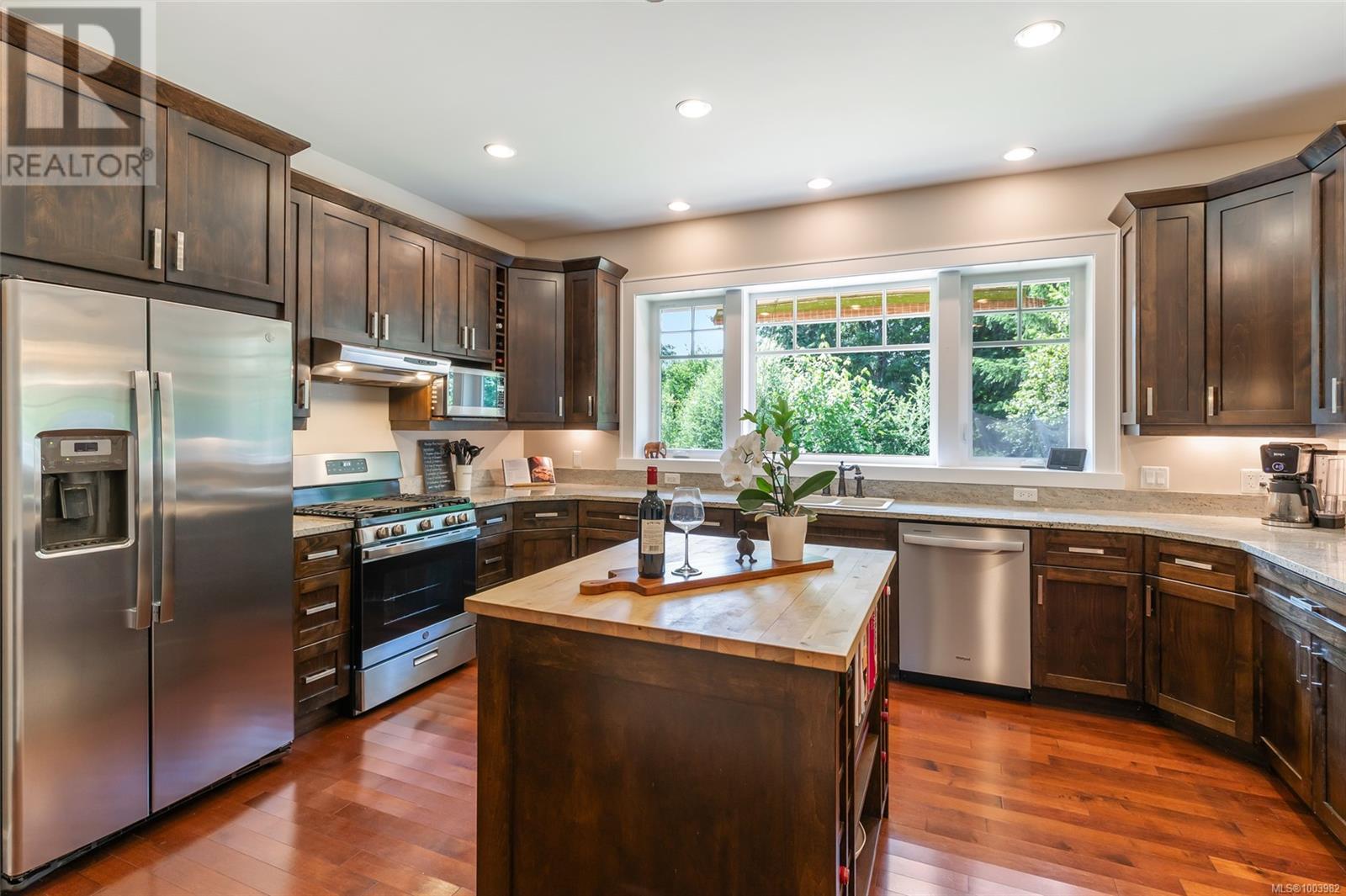 Photo 6 of 2200 Honey Wulff Close, Nanoose Bay BC