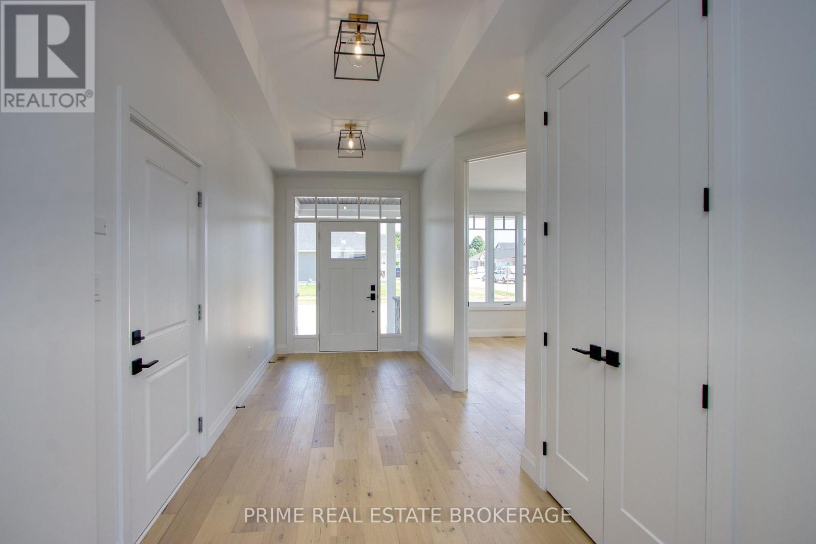 147 MCLEOD STREET, North Middlesex (Parkhill), Ontario