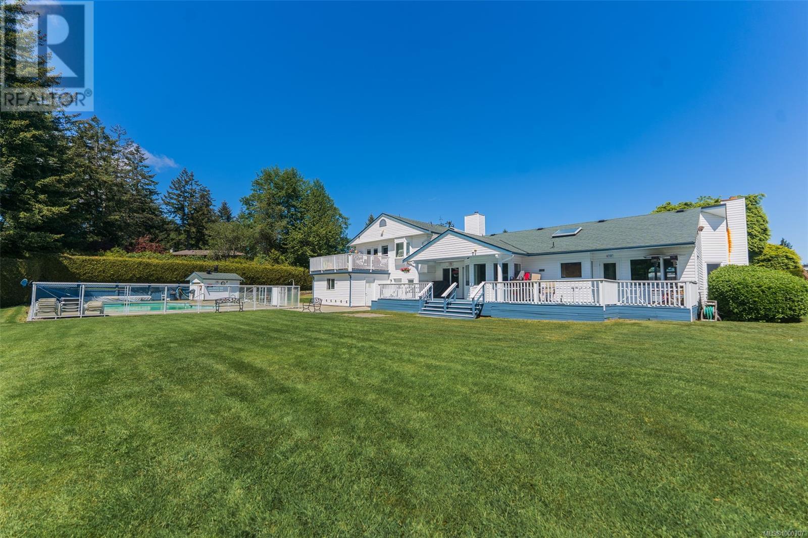Photo 19 of 62 2107 Henderson Lake Way, Nanaimo BC