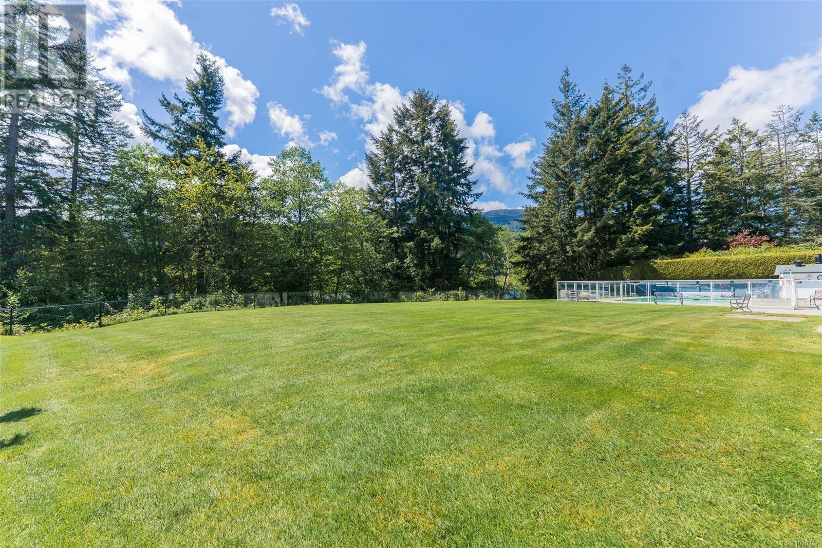 Photo 17 of 62 2107 Henderson Lake Way, Nanaimo BC
