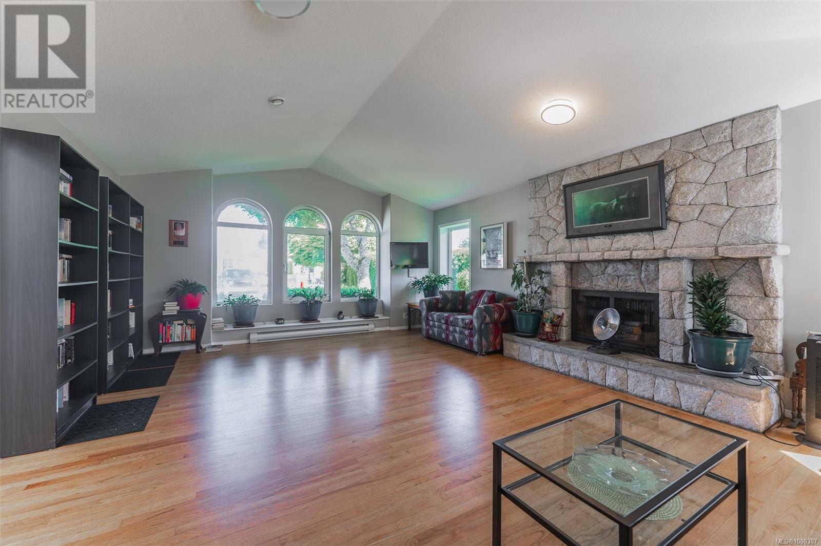 Photo 28 of 62 2107 Henderson Lake Way, Nanaimo BC