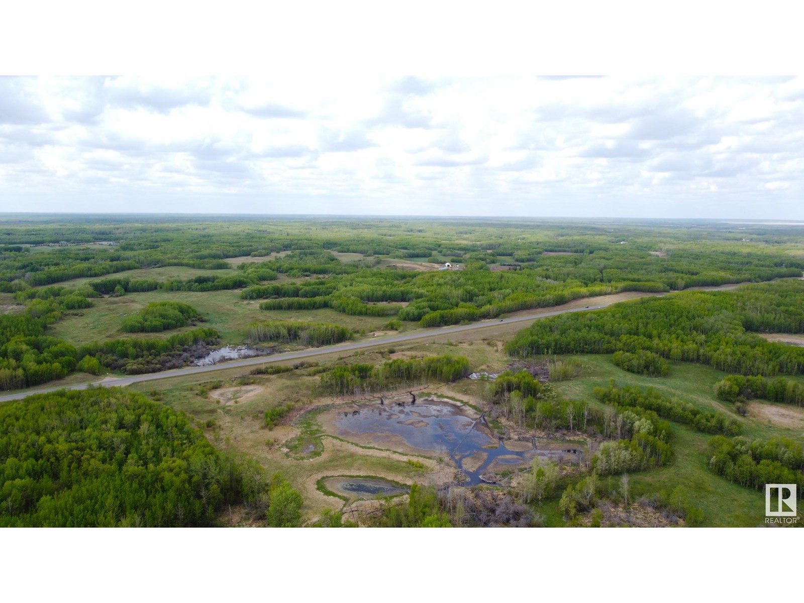 Photo 32 of 20255 And 20256 Highway 14, Rural Strathcona County AB
