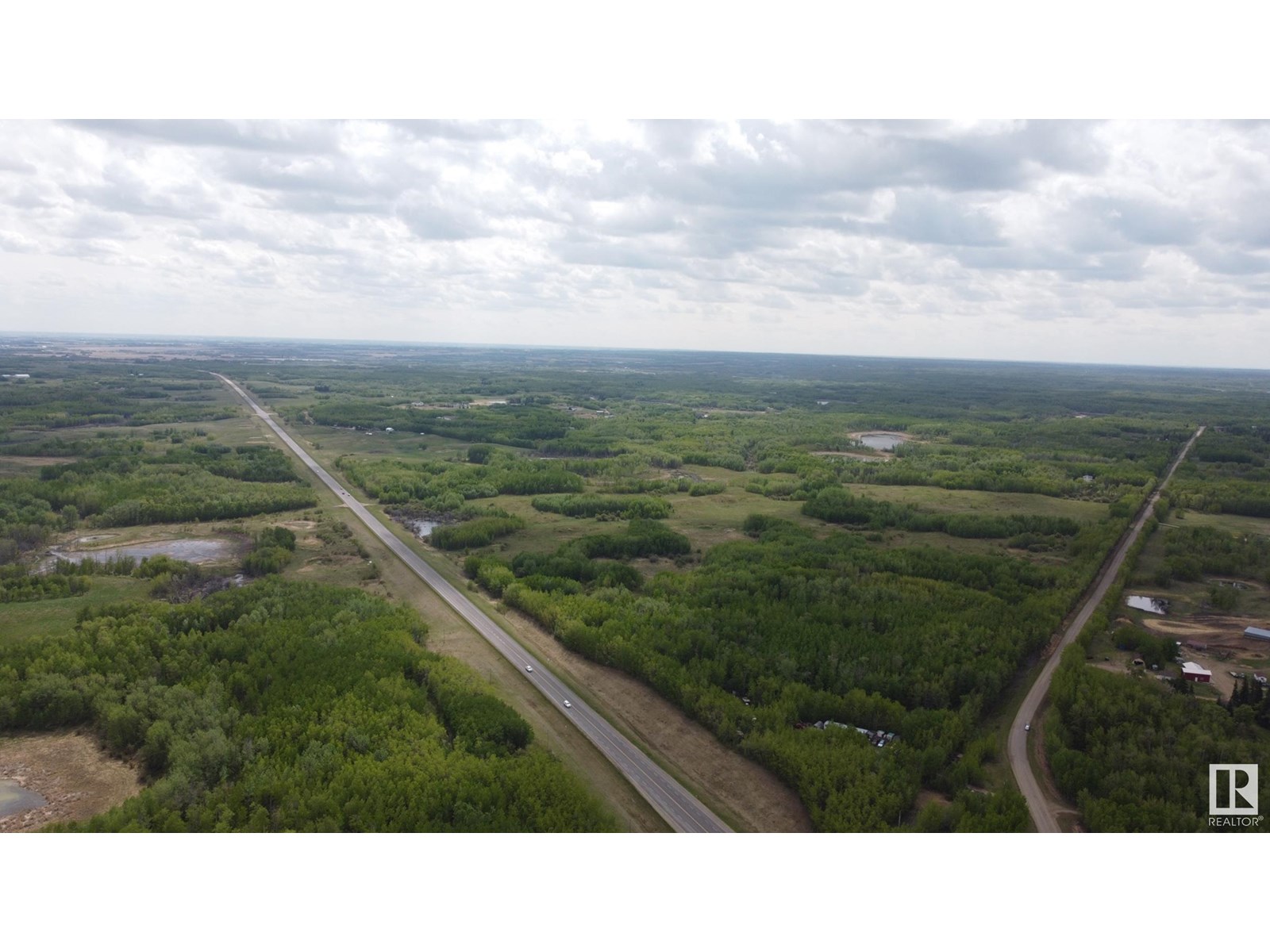 Photo 36 of 20255 And 20256 Highway 14, Rural Strathcona County AB