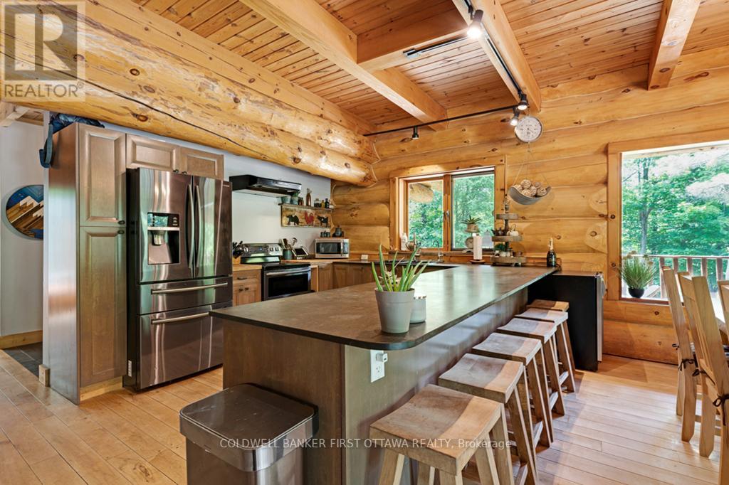 Photo 14 of 540 Ski Hill Road, Mississippi Mills ON