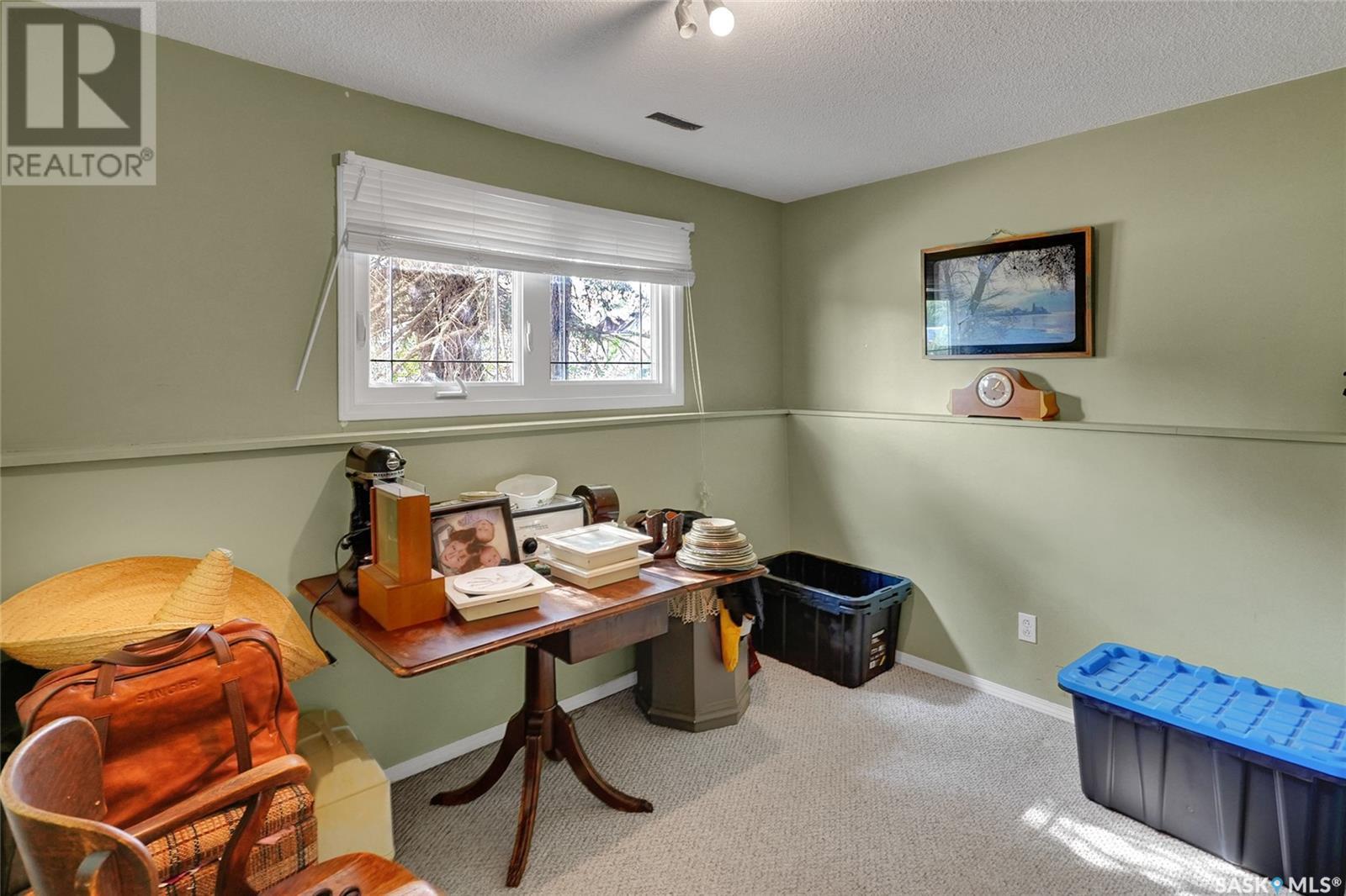 Photo 22 of 1609 11 Th Avenue Nw, Moose Jaw SK