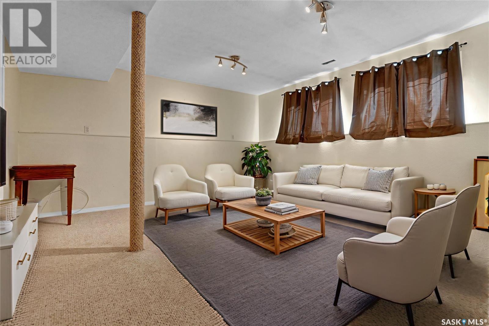 Photo 11 of 1609 11 Th Avenue Nw, Moose Jaw SK