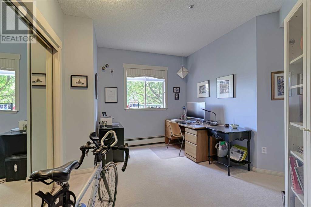 Single Family House for Sale in   Lincoln Way SW Lincoln Park Calgary 