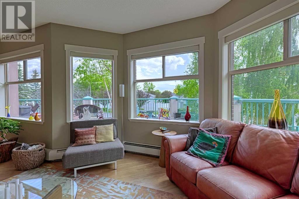 Single Family House for Sale in   Lincoln Way SW Lincoln Park Calgary 