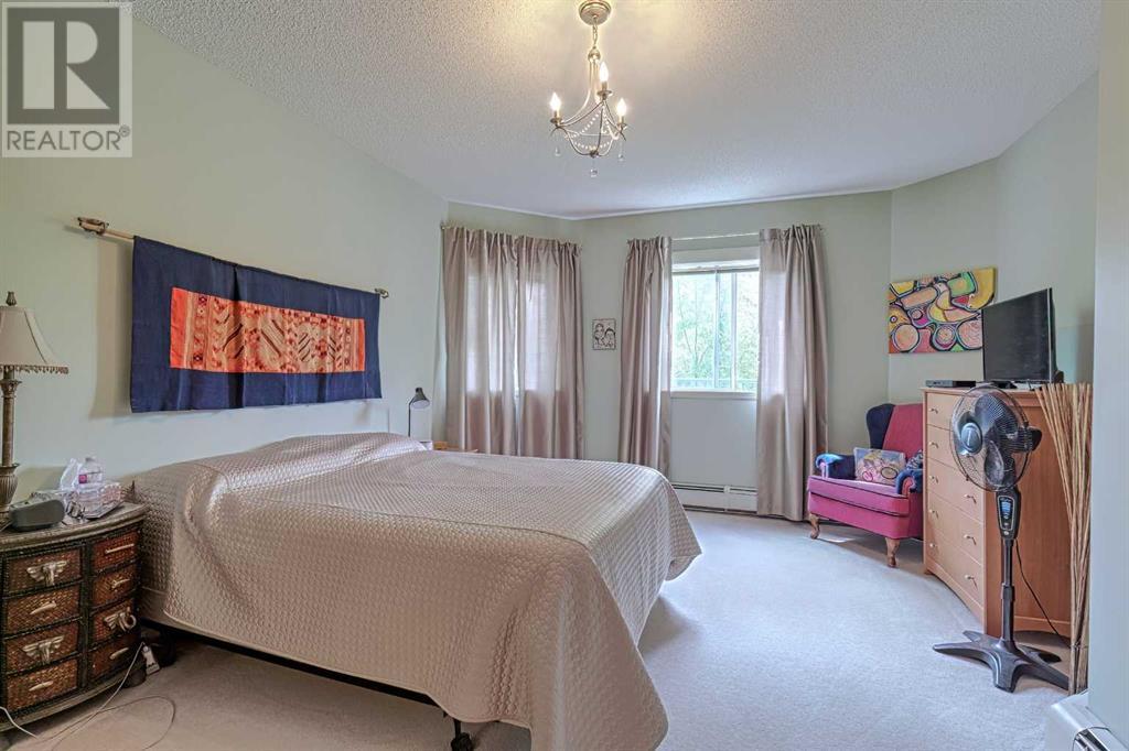Single Family House for Sale in   Lincoln Way SW Lincoln Park Calgary 