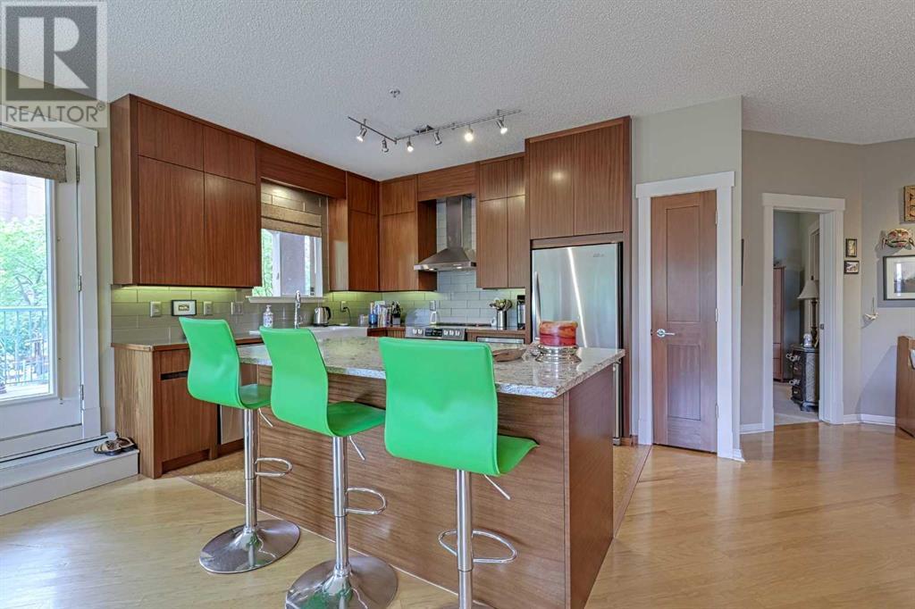 Single Family House for Sale in   Lincoln Way SW Lincoln Park Calgary 