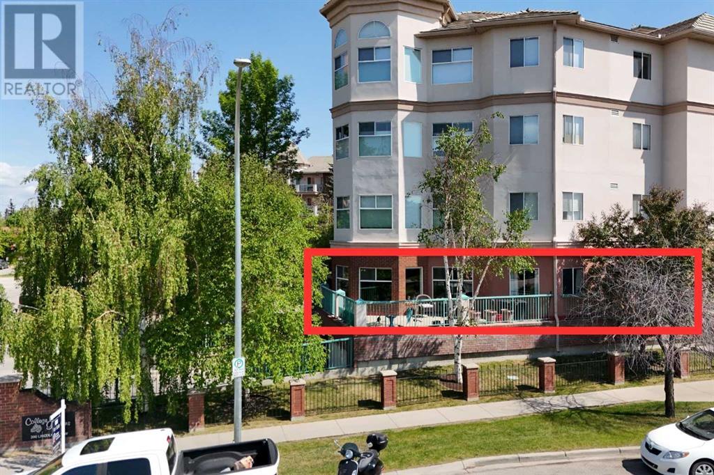 Single Family House for Sale in   Lincoln Way SW Lincoln Park Calgary 