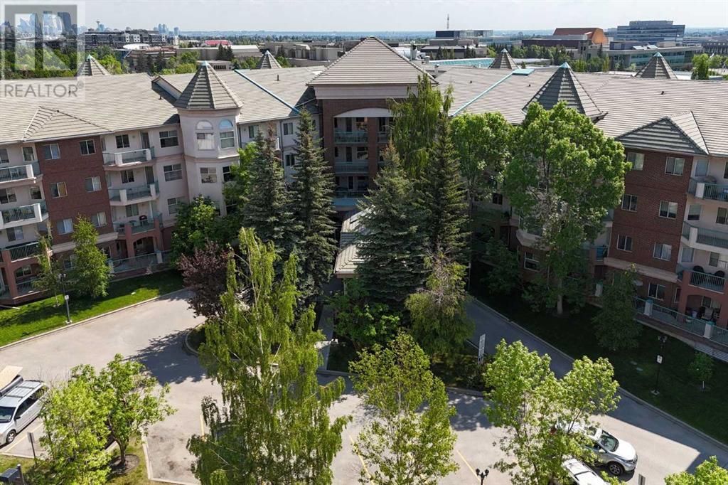 Single Family House for Sale in   Lincoln Way SW Lincoln Park Calgary 