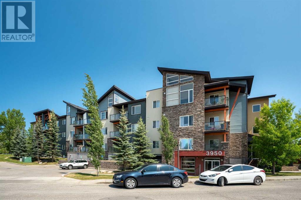 Single Family House Loft for Sale in    Avenue NW Varsity Calgary 